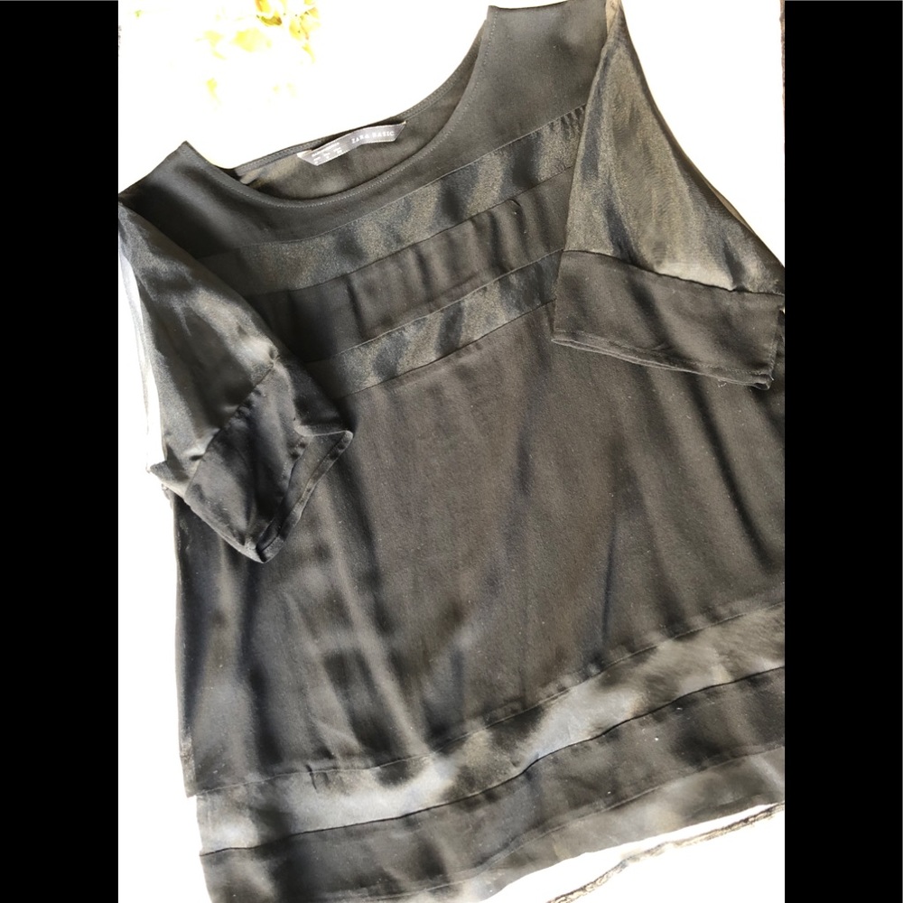 ZARA CUT OUT SILKY TEE